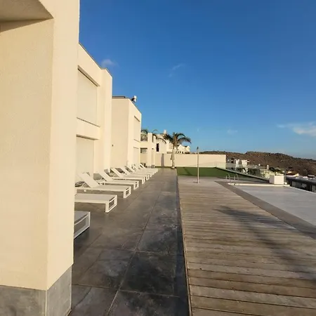 B&l Services - Roque Del Conde ヴィラ *