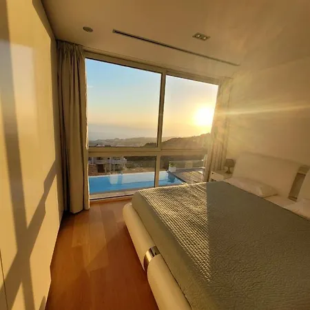 B&l Services - Roque Del Conde Villa *